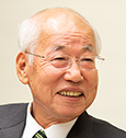 代表取締役会長　鈴木幸一